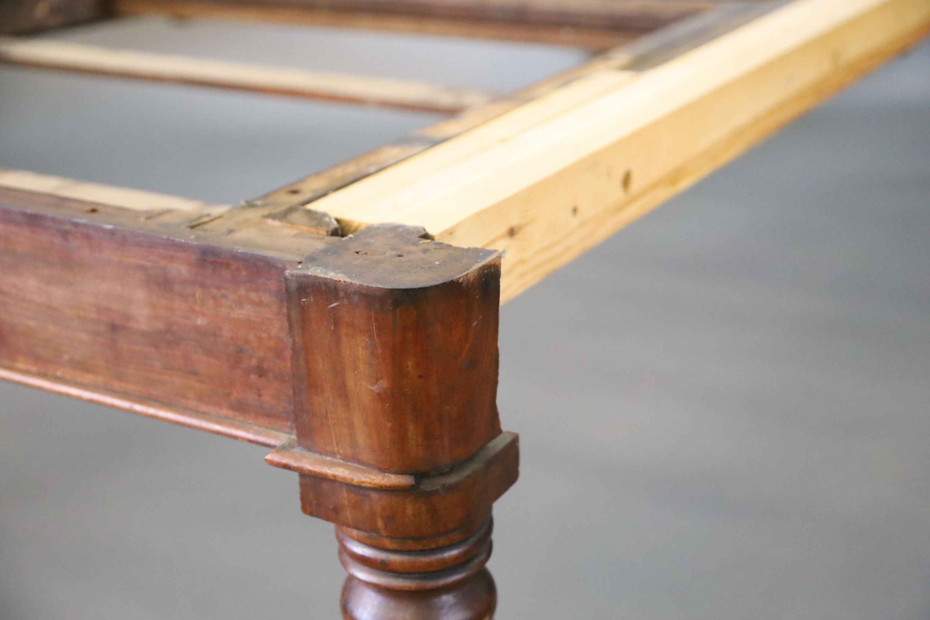 A Victorian mahogany extending dining table,